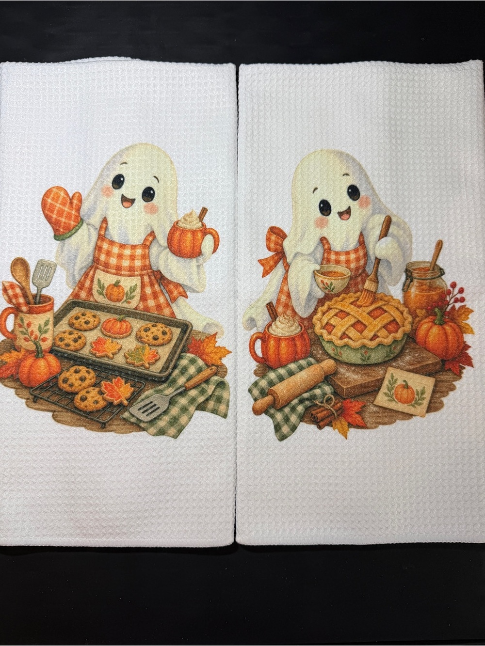 New Cute Ghost Baking Kitchen Towels 2-Piece Set Halloween Fall Decor